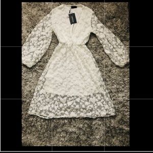 Pretty Little Thing Tunic White Dress Size US 6